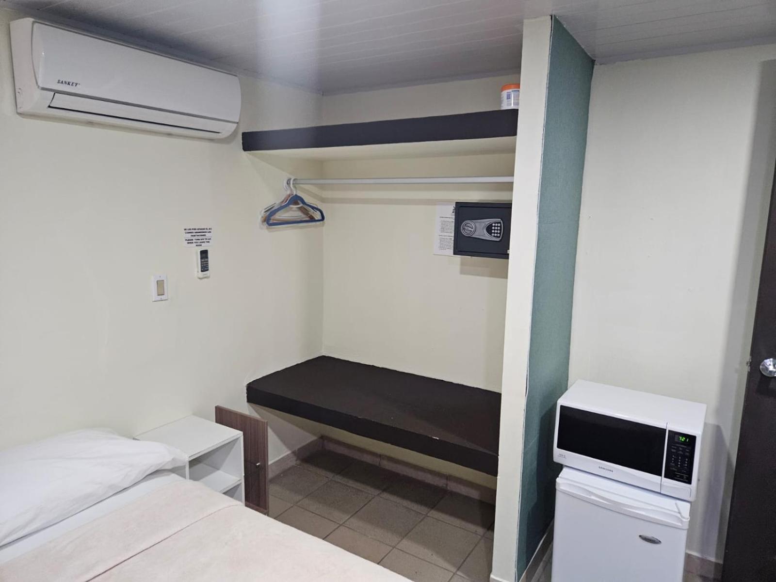 Hostal El Prado Panamaváros Kültér fotó